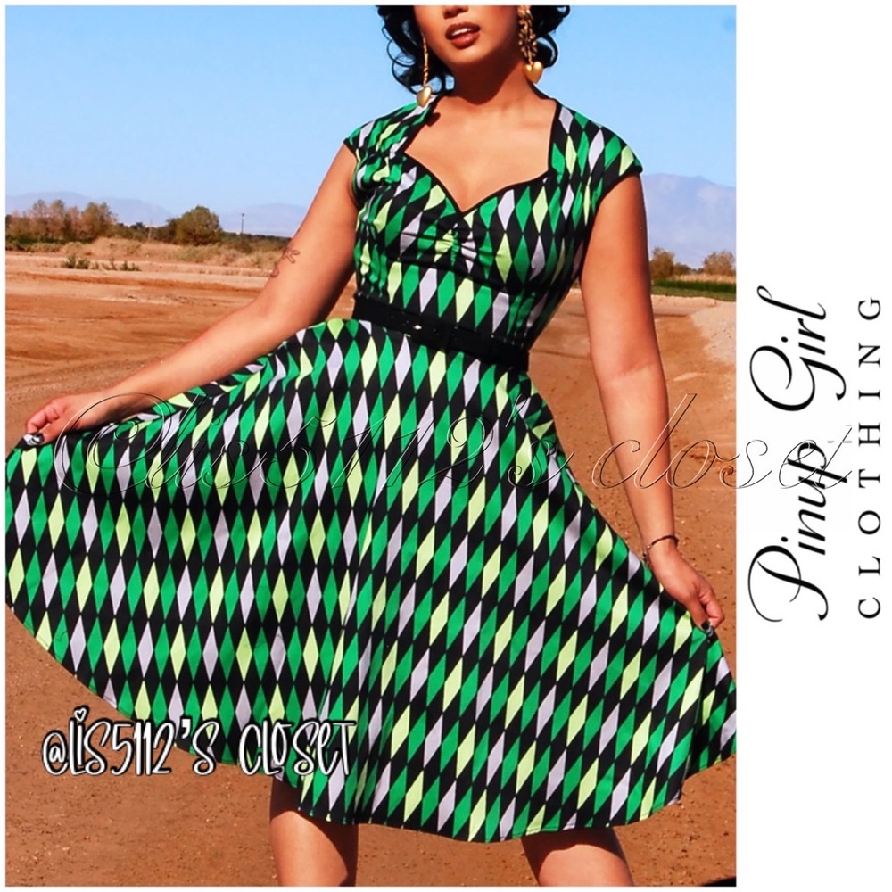 Pinup Couture Green House Harlequin Heidi PUG HP Slytherin Swing Dress 2X